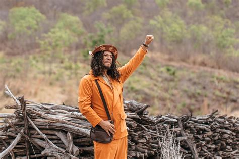 O NORDESTE É A PESTE (Lyrics in English) - RAPadura Xique-Chico