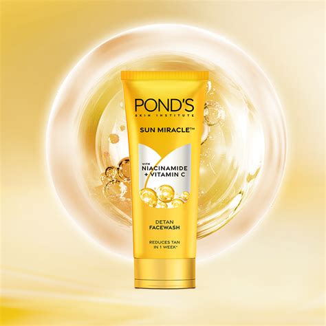 Buy Pond's Sun Miracle DeTan Facewash, With Niacinamide & Vitamin ...