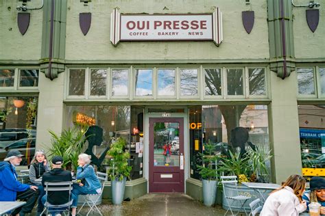 15+ CHARMING Cafes in Portland (Serving the Best Coffee!)