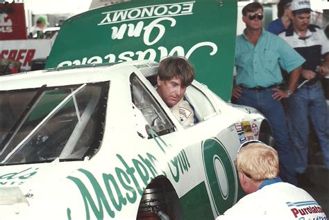 OIP.GEY8dD2pF54onXAG0HzgUwHaE-