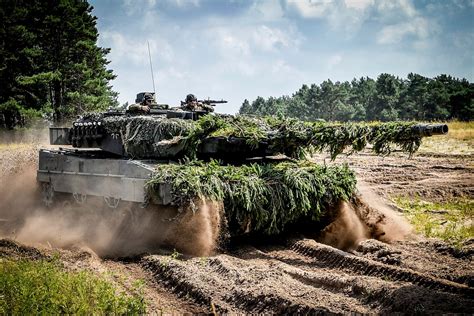 Leopard 2: Wie Krauss-Maffei Wegmann, Rheinmetall, Renk und andere am ...