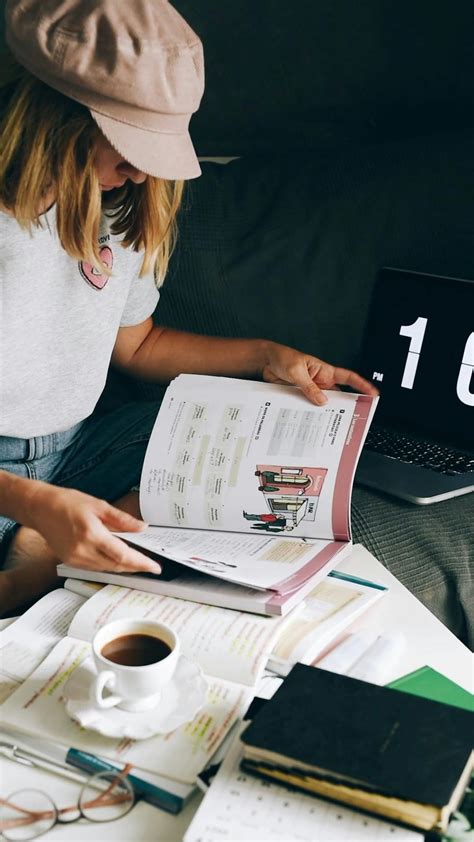 Learning Language with Clips 的图像结果