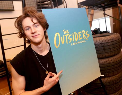 Who Is 'Outsiders' Star Brody Grant? Meet Broadway's Ponyboy Curtis ...