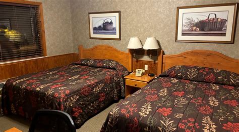 THE POULSBO INN & SUITES - Hotel Reviews & Photos - Tripadvisor