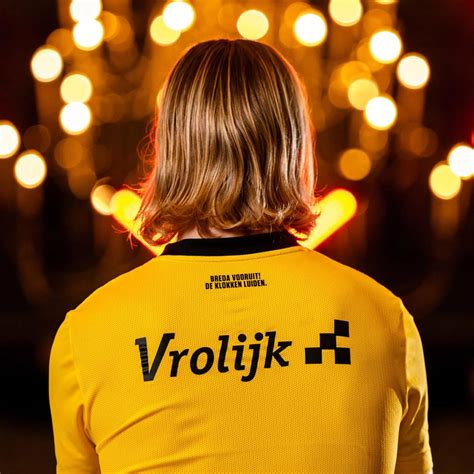 NAC Breda 2023-24 Home Kit - verloop.io