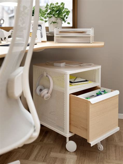 Furniture for high focus offices with a modern touch - IKEA