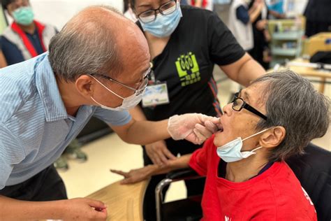高醫大團隊前進臺東 為後山長者提供口腔醫療服務