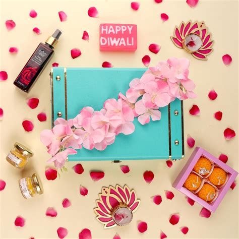 Diwali Delight Trunk – Laviche Bath Essentials