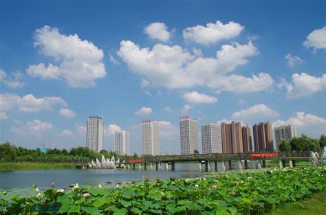 许昌市东城区鹿鸣湖风景如画