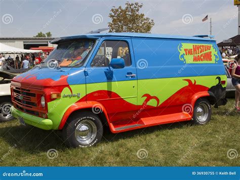 1974 Chevy Scooby Doo Mystery Machine Van Side View Editorial Image ...