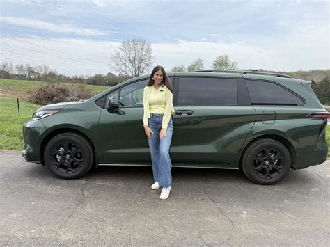 Best Luxury Family Vehicles — The Car Mom | Car Reviews & Car Buying Tips for Moms