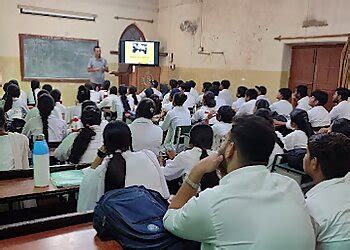 3 Best Coaching Classes in Agra, UP - Expert Recommendations