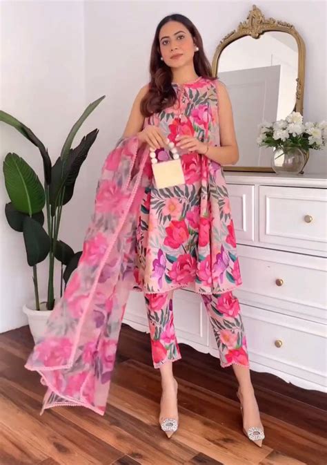 Pink Digital Printed Cotton Kurti Set with Organza Dupatta – Bandhani ...