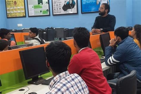 BN College of Engineering and Technology Lucknow Campus: Photos ...