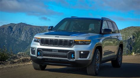 Why The Jeep Grand Cherokee 4xe Should Be Your Next Purchase