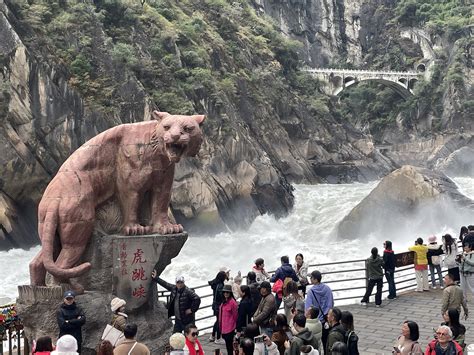 Tiger Leaping Gorge: Everything You Need Before Visiting