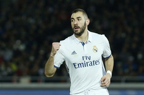 Karim Benzema to Arsenal or Chelsea? Real Madrid keen to sell off ...