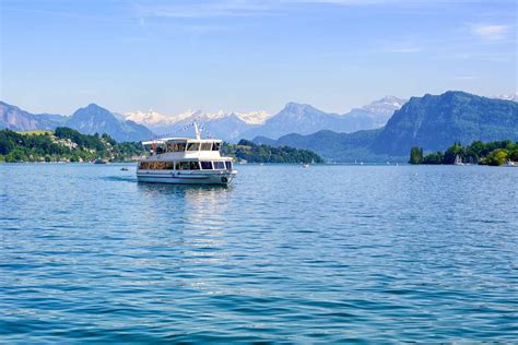 Lake Lucerne Cruise: A Great Way to Experience the Charming City of ...