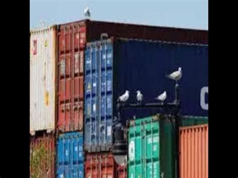 US trade gap shrinks to smallest since 2009 as imports fall