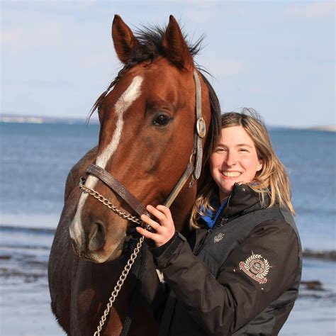 Lizzie D | Pine Point Animal Hospital