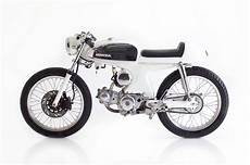 Honda S90 Cafe Racer by Honda S90 Cafe Racer By Deus Ex Machina Honda S90 Cafe Racer
