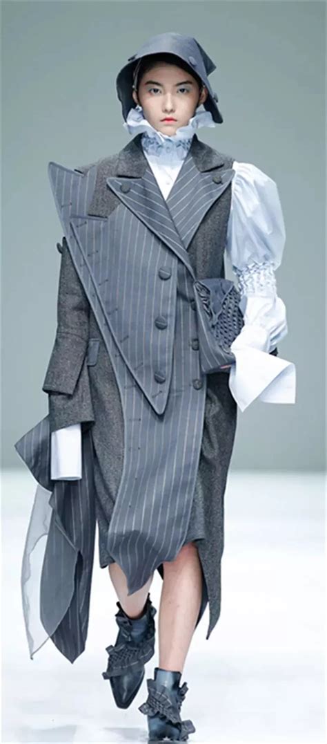 时装设计师笔下的70张华丽礼服手绘-服装设计-CFW服装设计网