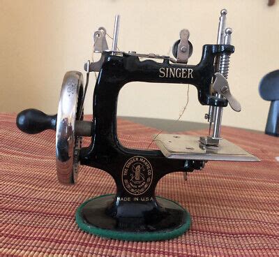 Image result for Singer Mini Sewing Machine