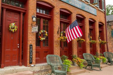 FARMERS GUEST HOUSE (Galena) - Guesthouse Reviews, Photos, Rate ...