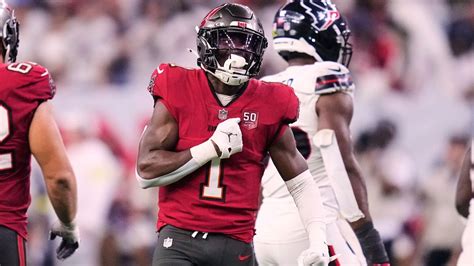 Rachaad White, Bucky Irving may have to keep injured Bucs afloat