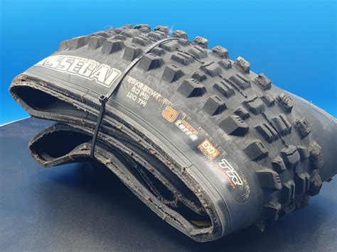 Llanta MAXXIS ASSEGAI 29x2.50 Maxx Terra 3C (Usada) | Commencal GT