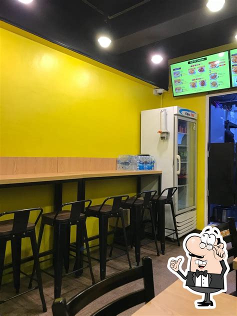 Yell-O! Chicken, Seoul, Itaewon - Restaurant menu, prices and reviews