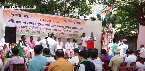 HEC Staff: From Making Chandrayaan-3 Rocket Launchpad to Selling tea ...