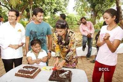 Daya Shetty at Bhavna Balsaver's b'day bash on the sets of TV show ...
