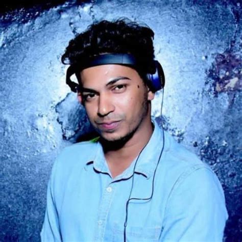 RangHoli - Biggest Holi Pool And Rain Disco Party - The Park Hotel at i ...