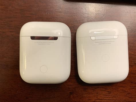 Airpod 1 on sale airpod 2