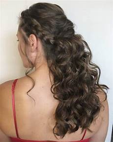 Curly Hairstyles Prom by 18 Stunning Curly Prom Hairstyles For 2020 Updos Curly Hairstyles Prom