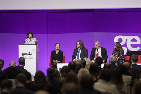 CERN joins with leaders from research and industry to propose an Open Quantum Institute | CERN