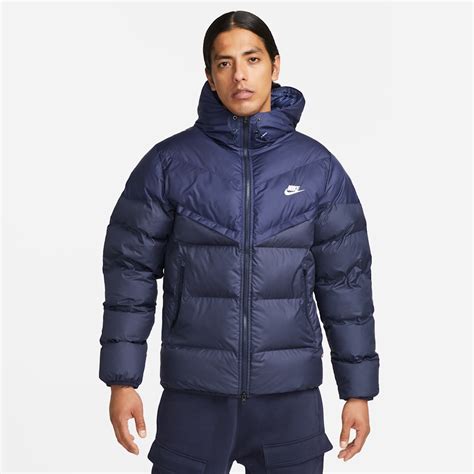 Men's Standard Hooded Puffer Jackets. Nike BG