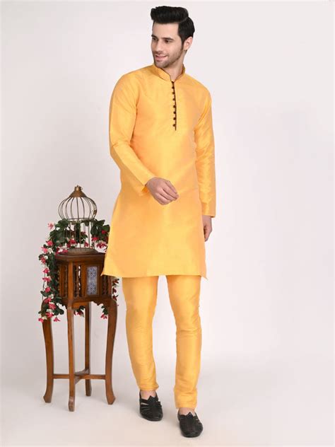 Men Silk Kurta With Churidar Pyjama – Tahvo India