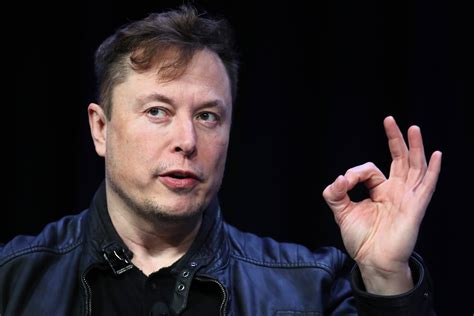 Elon Musk’s threat to ban iPhones is fact checked by his own company ...