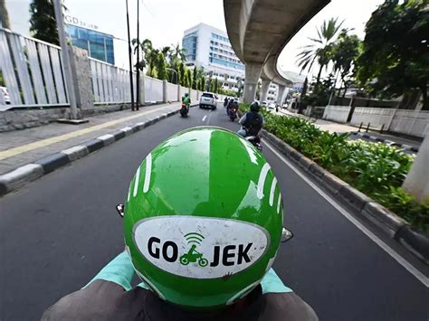 How gig workers are fighting back against the tyranny of algorithms ...