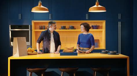 Endo Announces First-Ever XIAFLEX® (collagenase clostridium histolyticum) Television Commercial ...