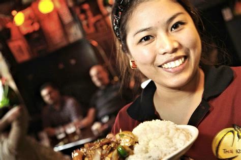 THE CHURCHILL ARMS, KENSINGTON, London - Menu, Prices & Restaurant ...