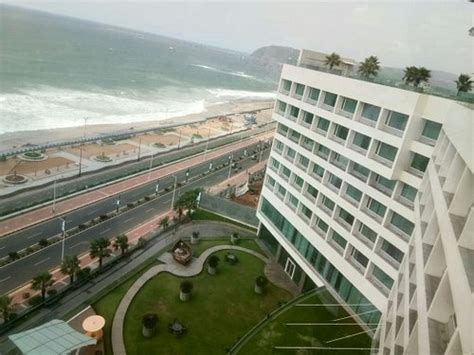 NOVOTEL VISAKHAPATNAM VARUN BEACH (Visakhapatnam (Vizag), Andhra ...