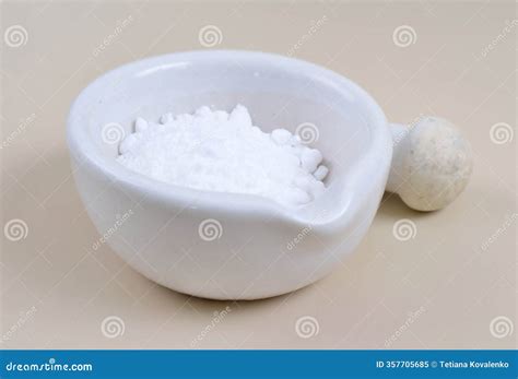 Zinc Chloride is an Inorganic Chemical Compound with the Formula ZnCl2 NH2O Stock Image - Image ...