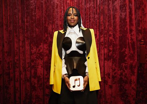 Apple Music reveals top 10 albums of all time on 100 Best list - Apple (NZ)