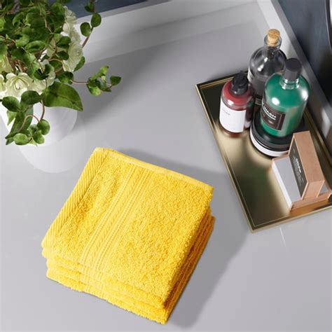 Buy Bath Towels Online @ Best Prices in India | Home Centre