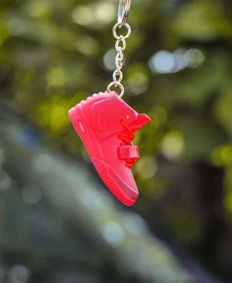 3D sneaker keychain – Superstore Club