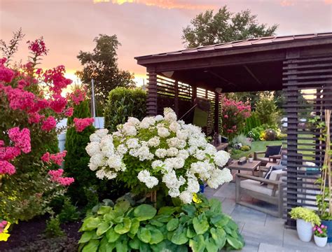 How to Use the 70 30 Rule for a Balanced and Thriving Garden