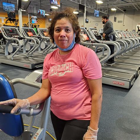 Crunch Fitness Lubbock